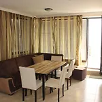 Daire Ivtour In Yalta Complex Altın Kumlar