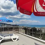 Ivtour In Yalta Complex *
